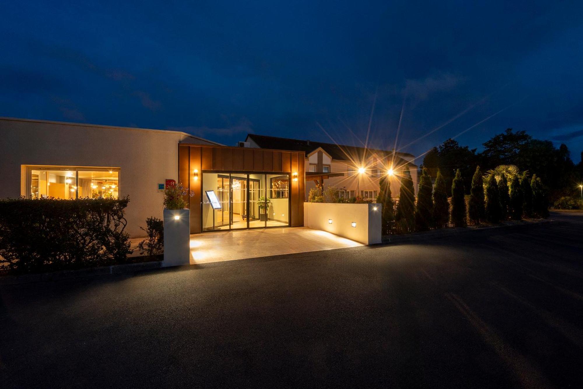 Sure Hotel By Best Western Caen Memorial מראה חיצוני תמונה