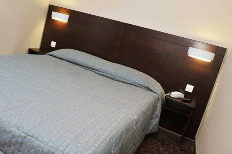 Sure Hotel By Best Western Caen Memorial מראה חיצוני תמונה